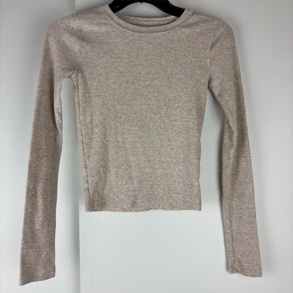 Hollister Light Beige Long Sleeve Tee